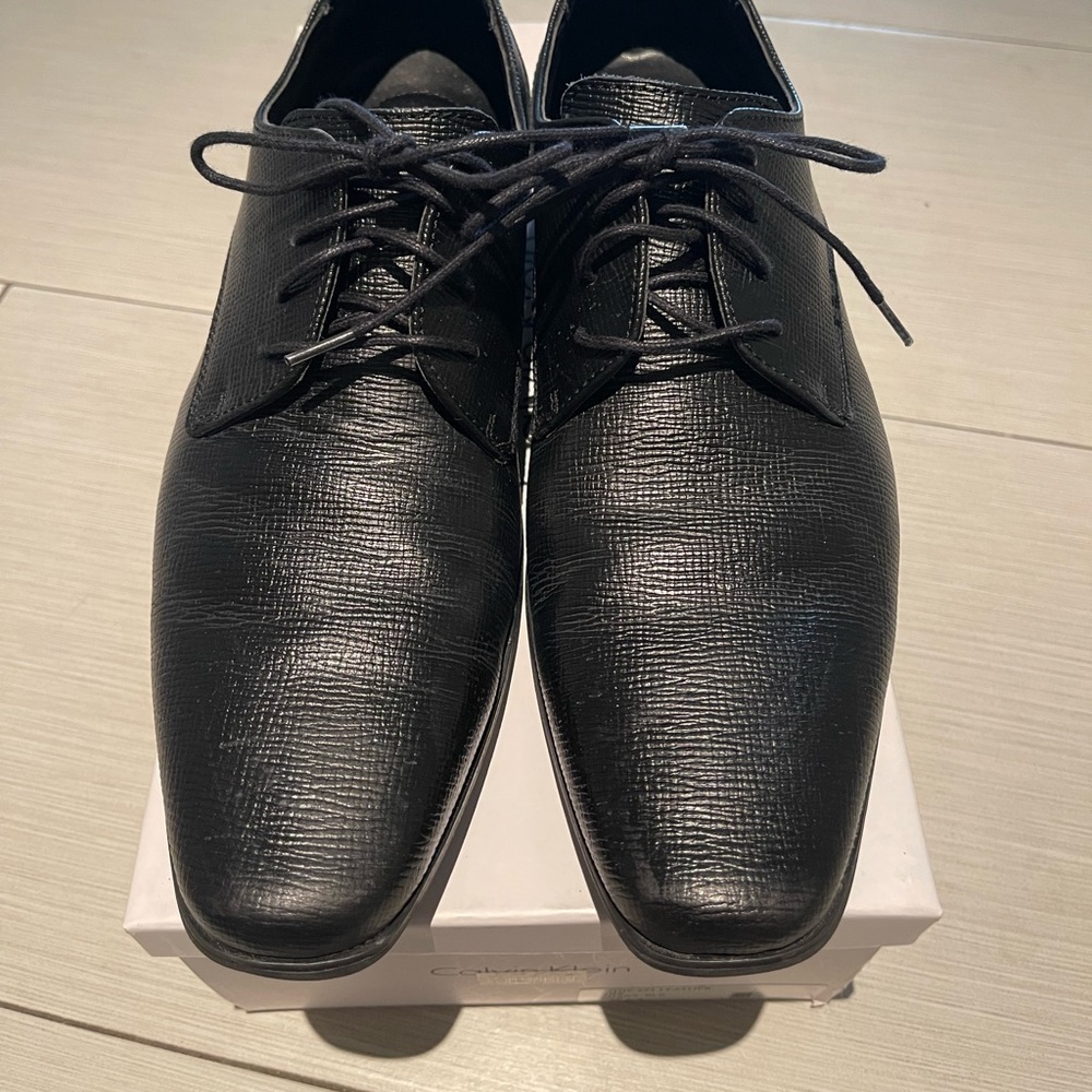 Calvin Klein Men's Brodie EPI Leather Oxford Lace up   Size 9.5